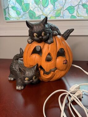 Vintage Ceramic Halloween Pumpkin Black  Cat Accent Lamp Corded - TESTED/WORKS